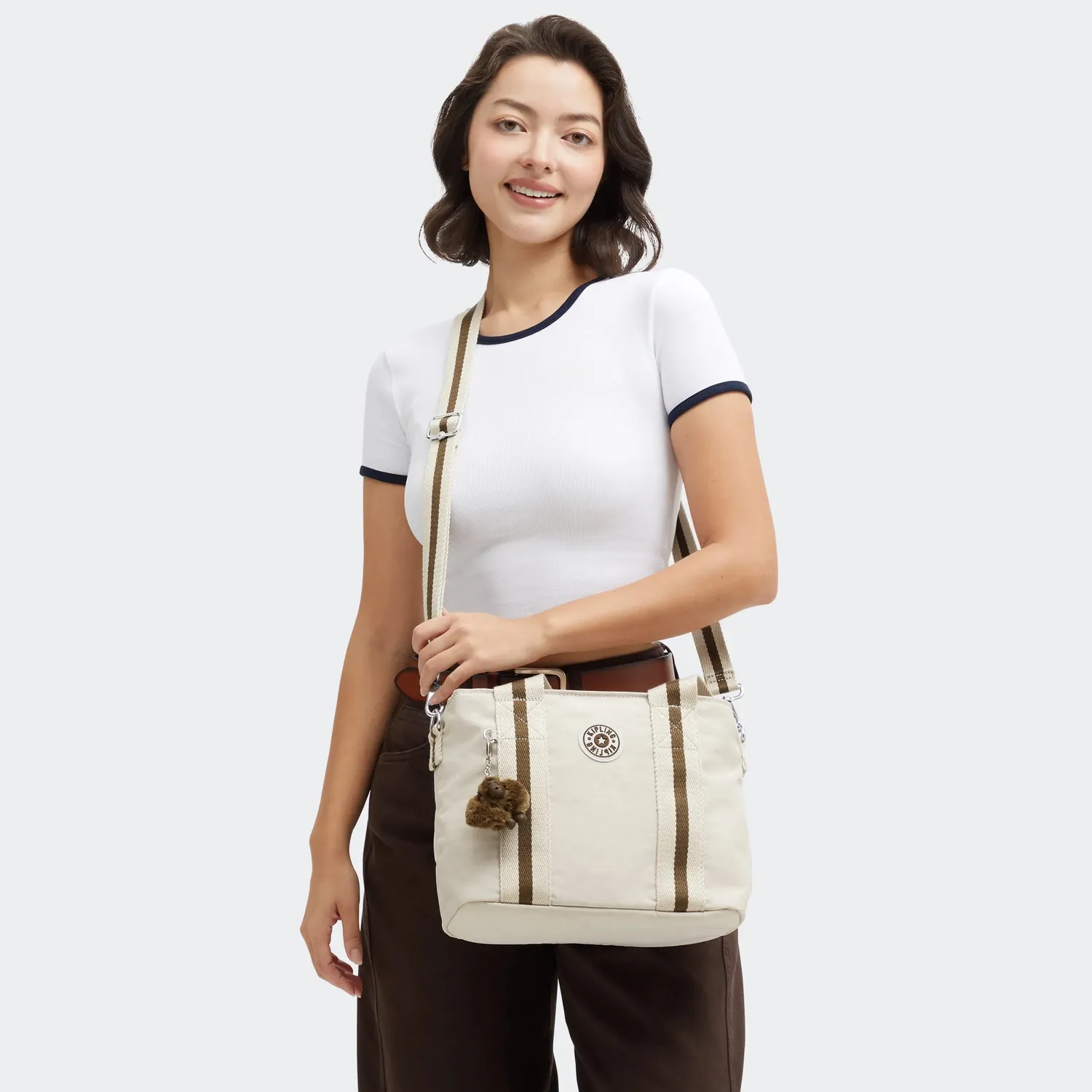 Kipling Minta M Up shopper Soft Sand medium afneembare band