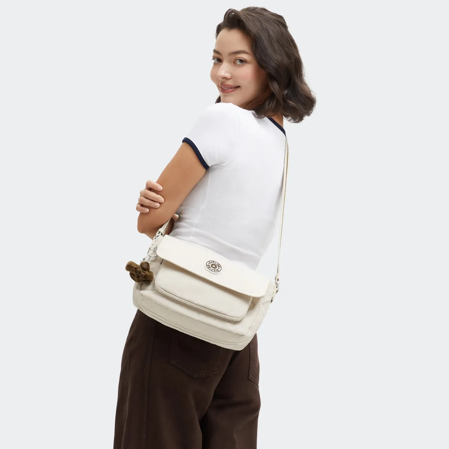 Kipling Dalma Medium crossbody Soft Sand handsfree