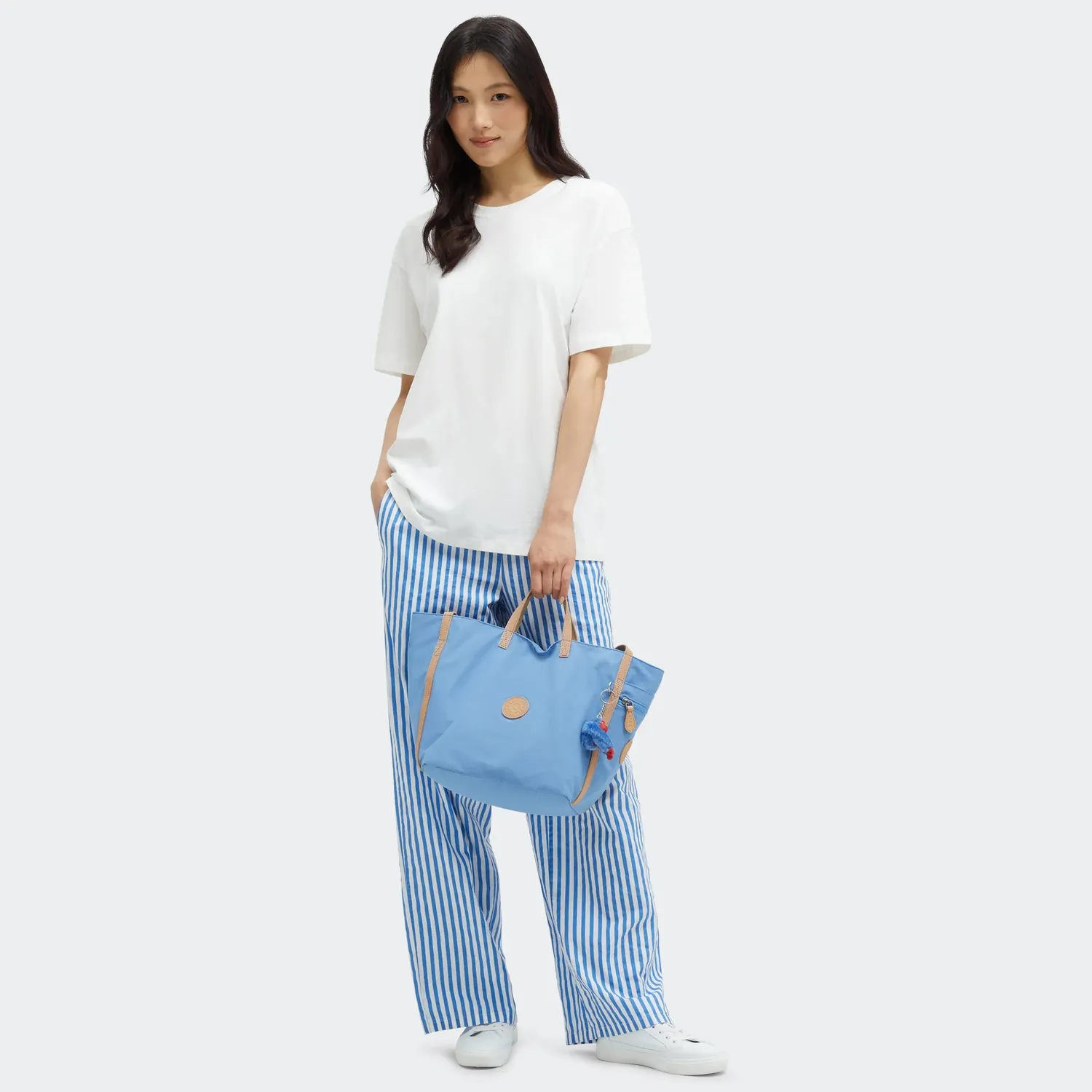 Kipling Raimo schoudertas Cotton Air Blue Klein magnetisch
