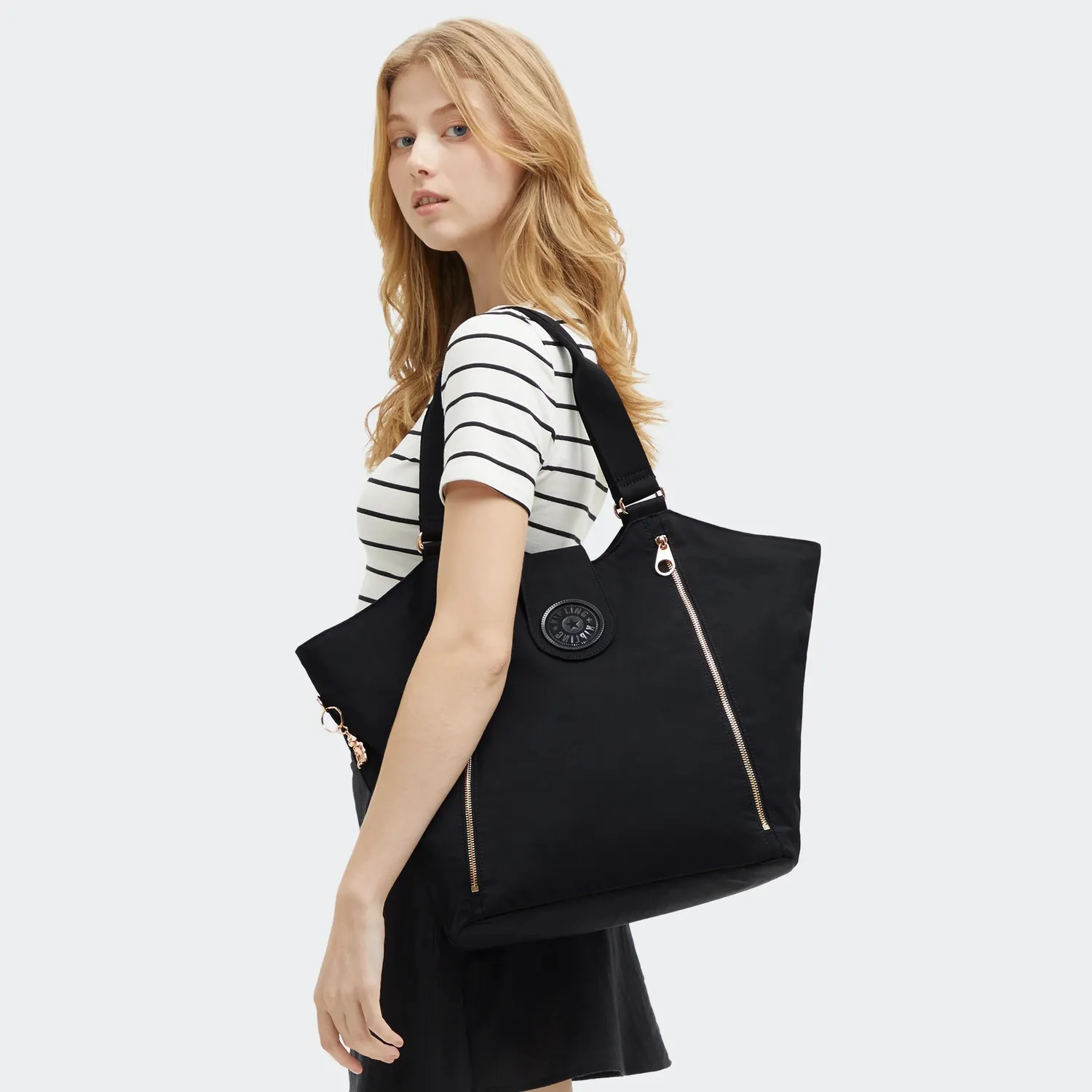 Kipling Recicely shopper Black Rose Spice medium ritsvakken