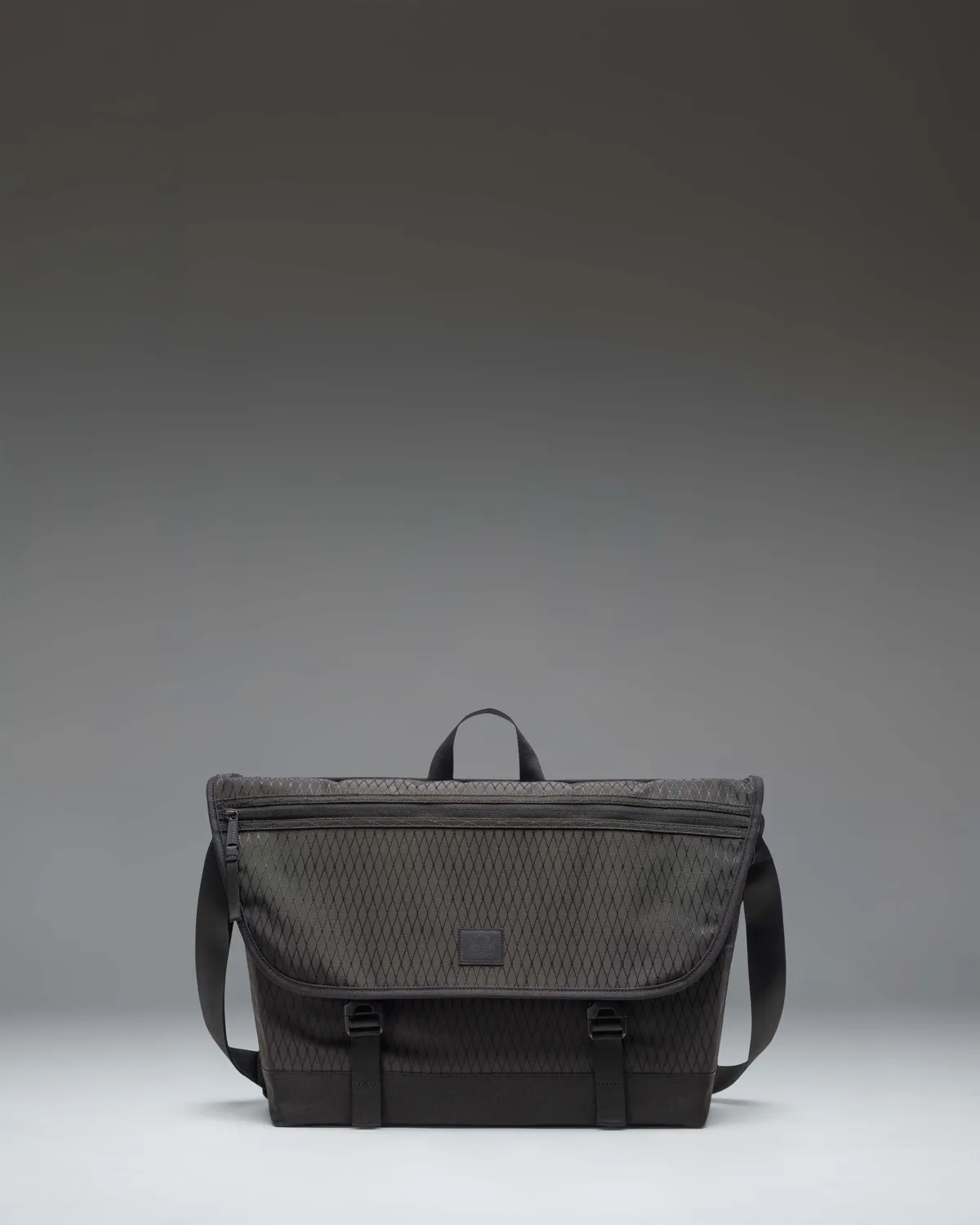 Herschel Cove Messenger schoudertas ash rose laptopvak