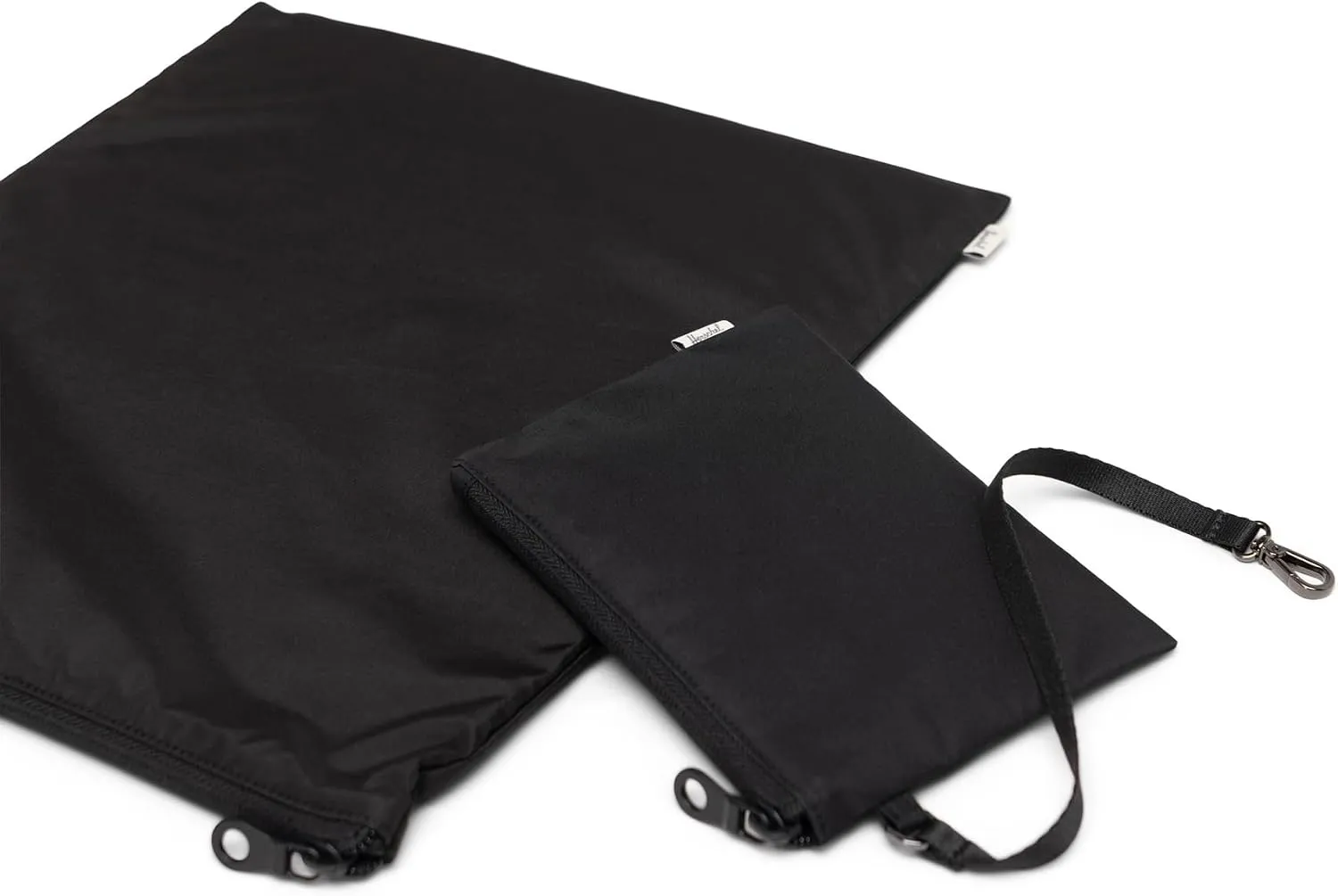 Herschel Maia Weekender reistas zwart groot