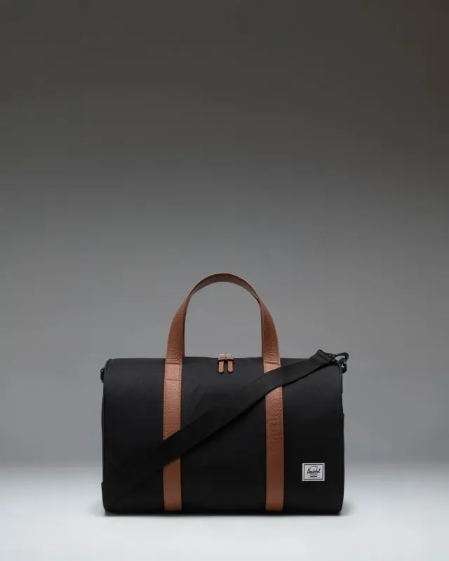 Herschel Novel CarryOn Duffle reistas zwart handbagage
