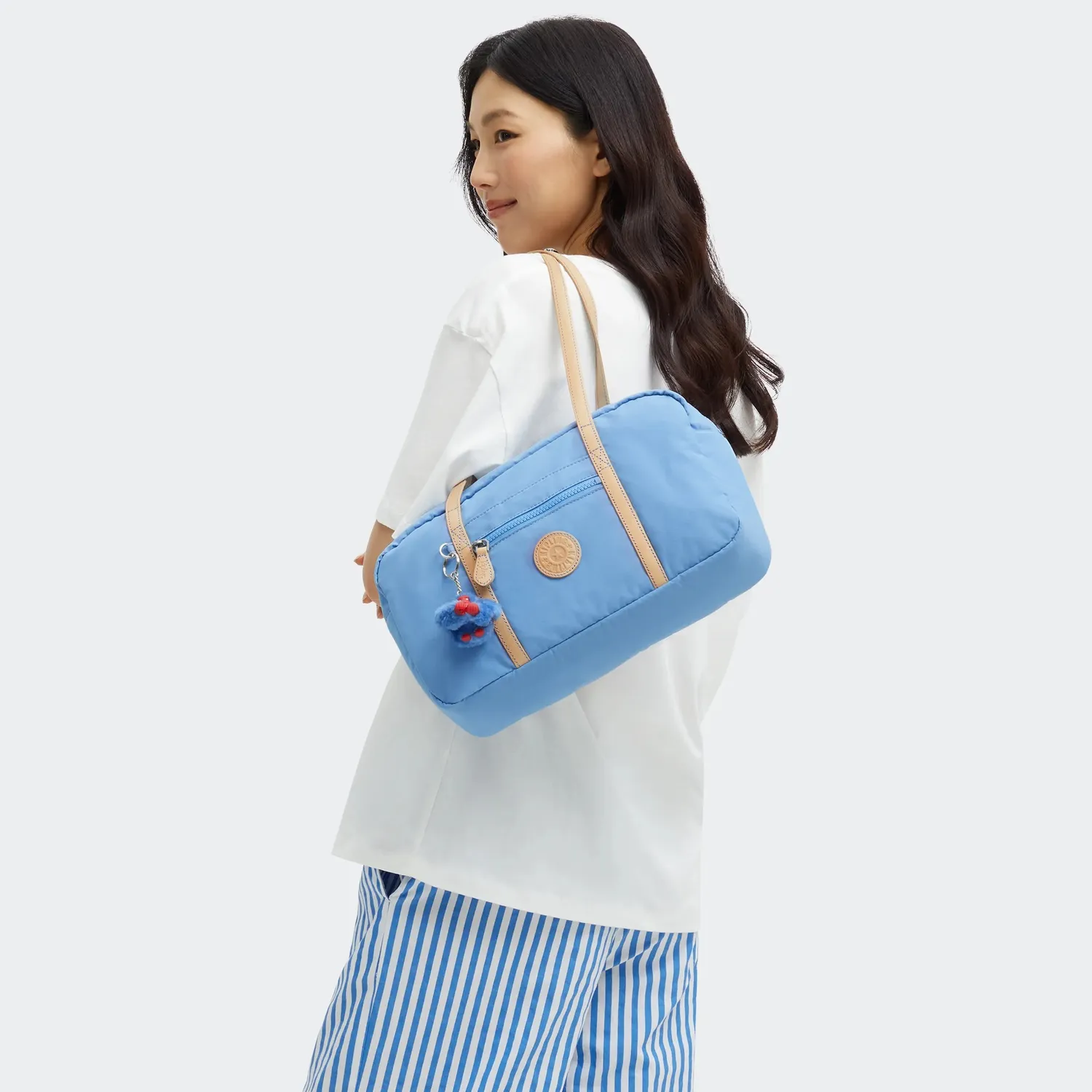 Kipling Naira schoudertas Cotton Air Blue Klein met ritsvakken