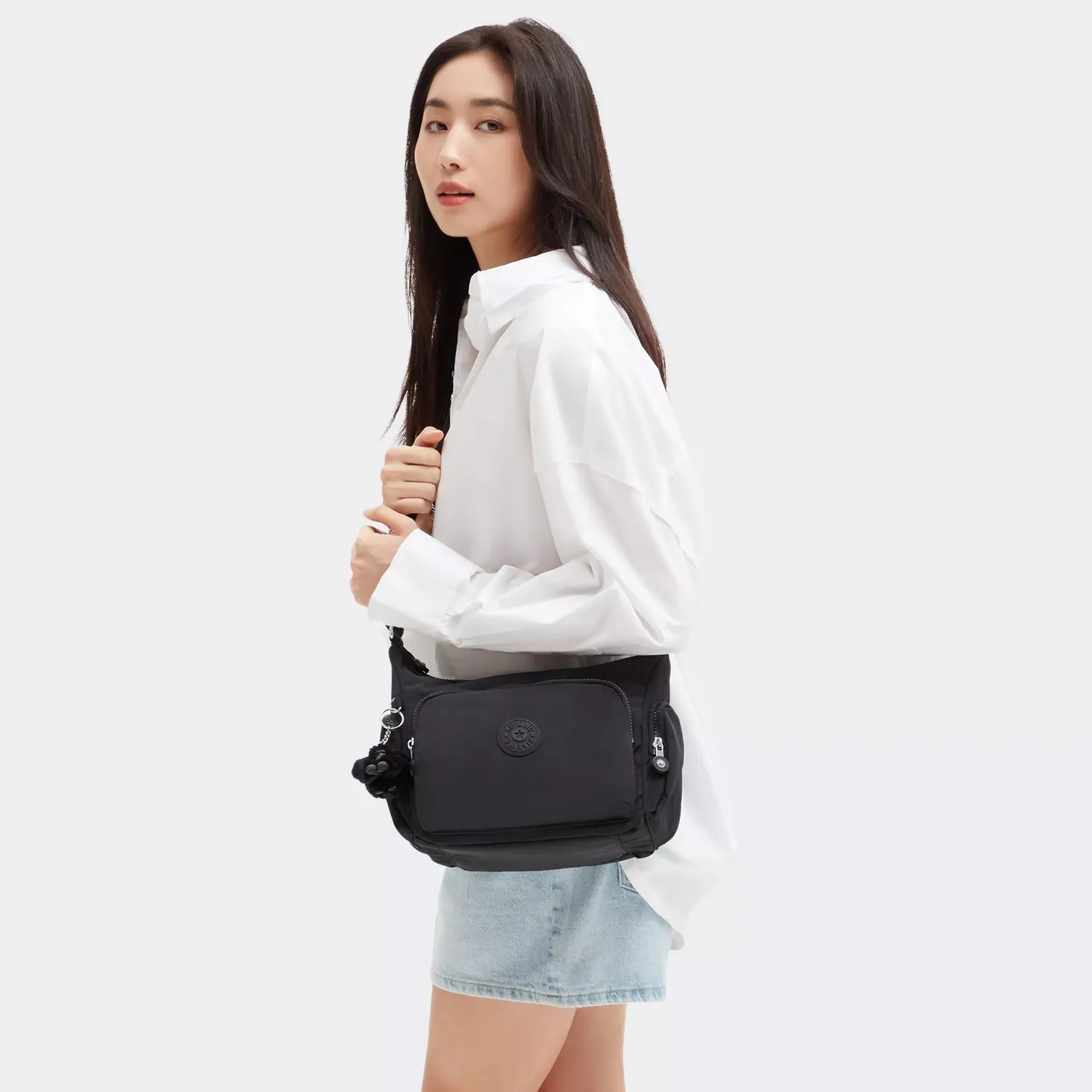 Kipling Gabb S crossbodytas Medium Black Noir met ritsvakken