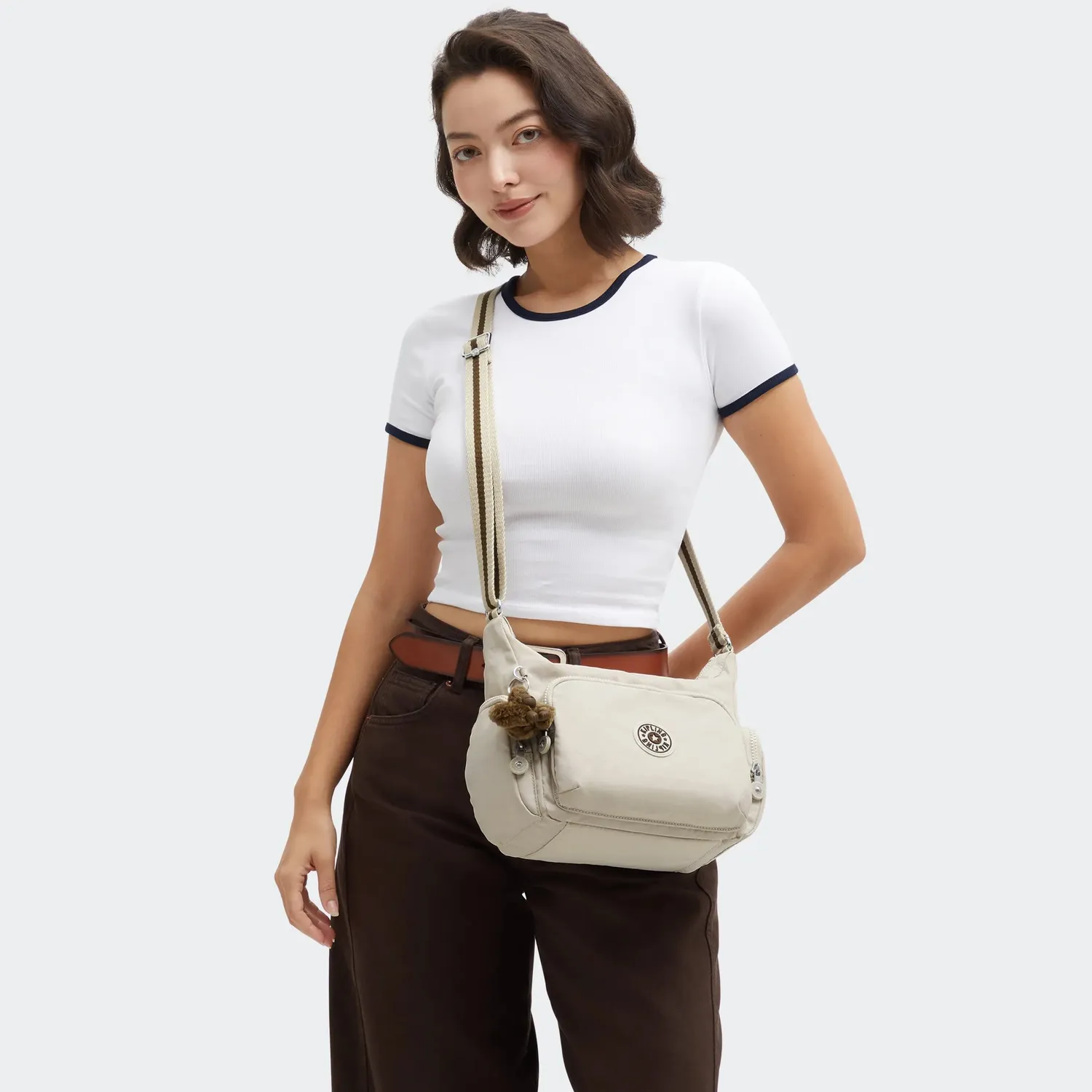 Kipling Gabb S crossbodytas Soft Sand Medium met sleutelkoord