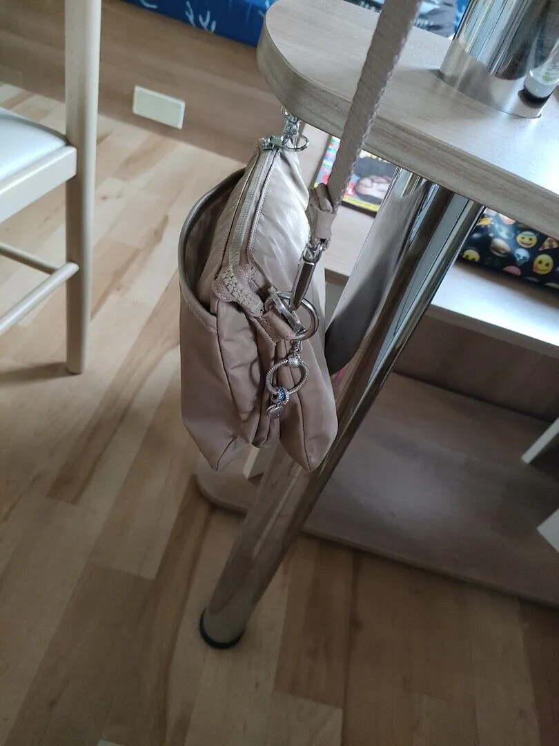 Kipling Riri crossbodytas klein Lounge Wine waterafstotend