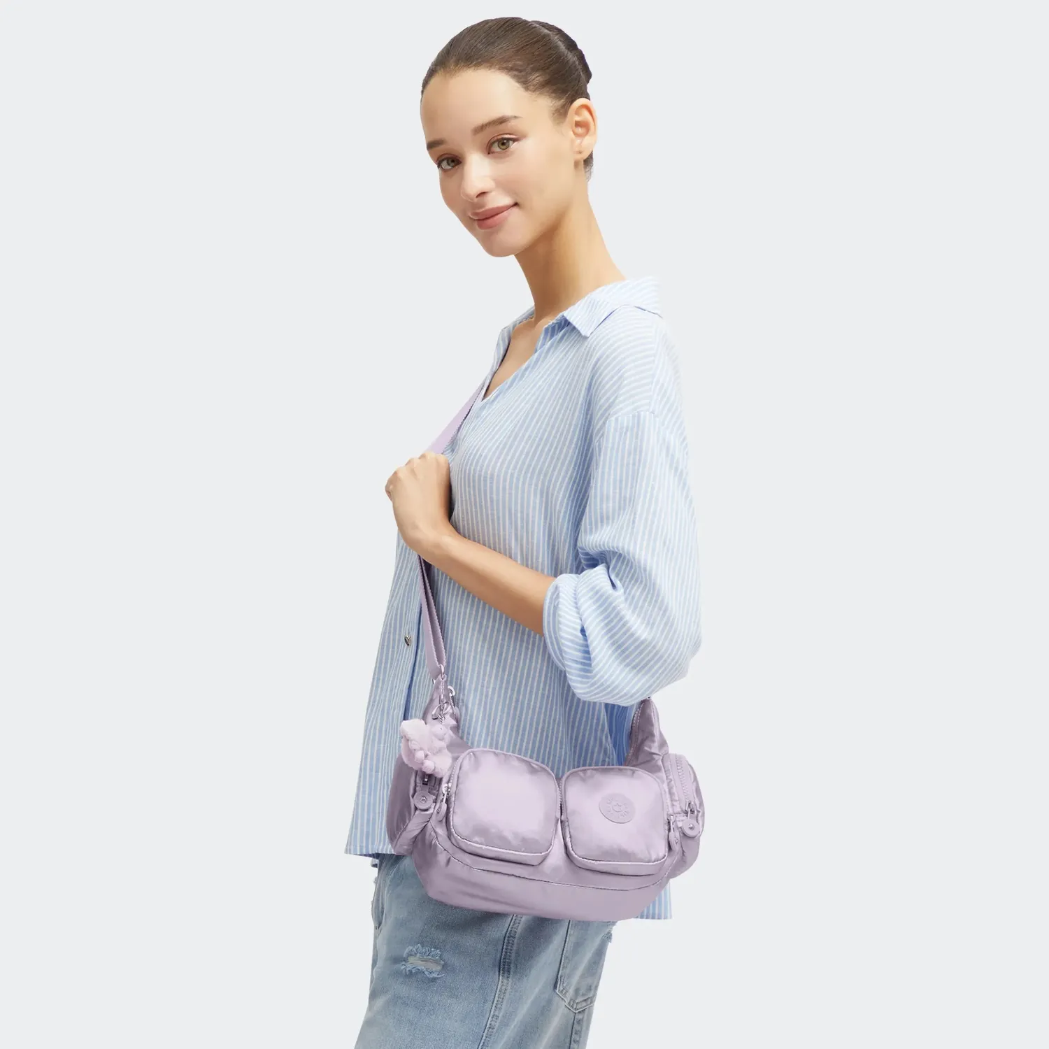 Kipling Rikka S crossbodytas Lilac Moon Metallic klein