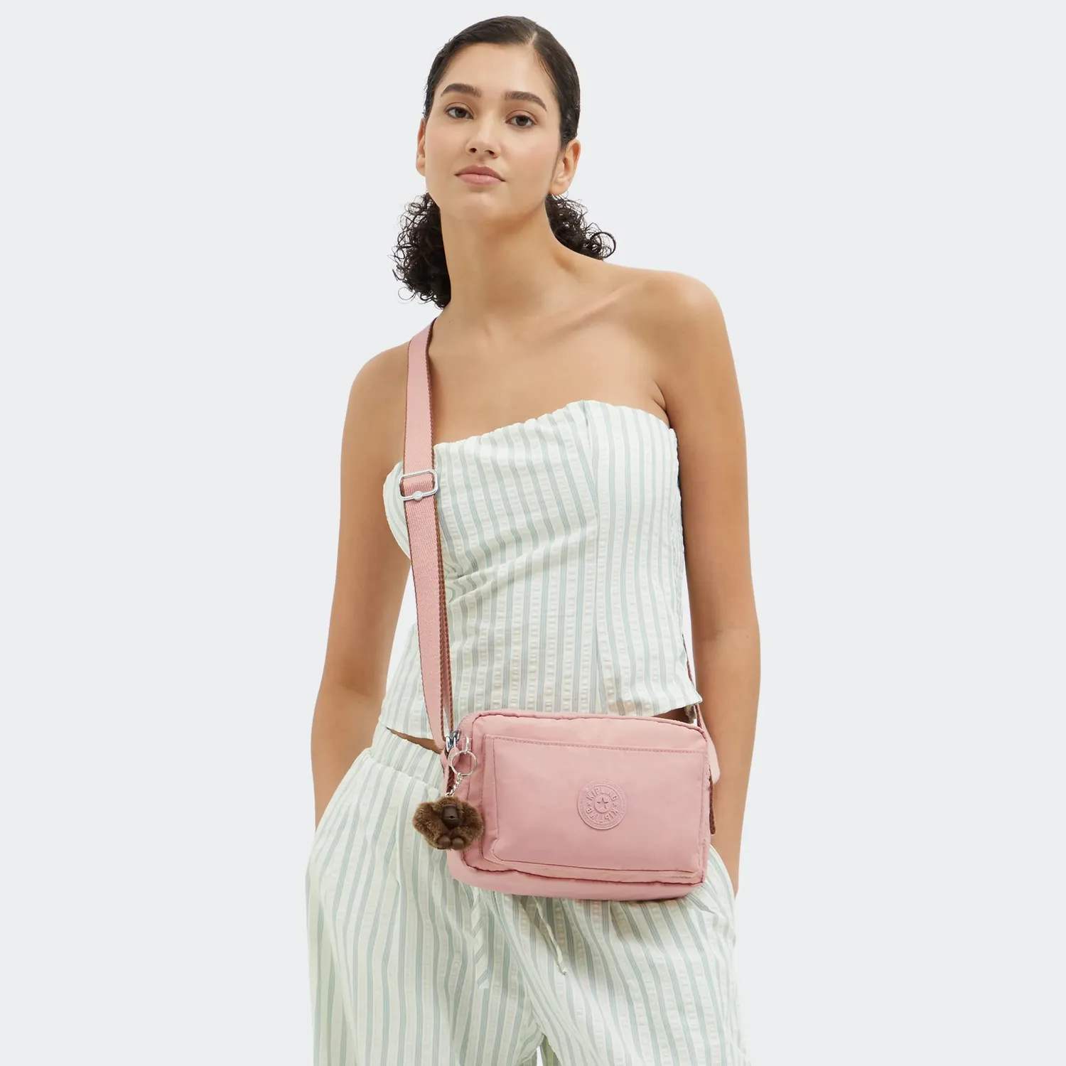 Kipling Abanu M tas Medium Memory Pink crossbody