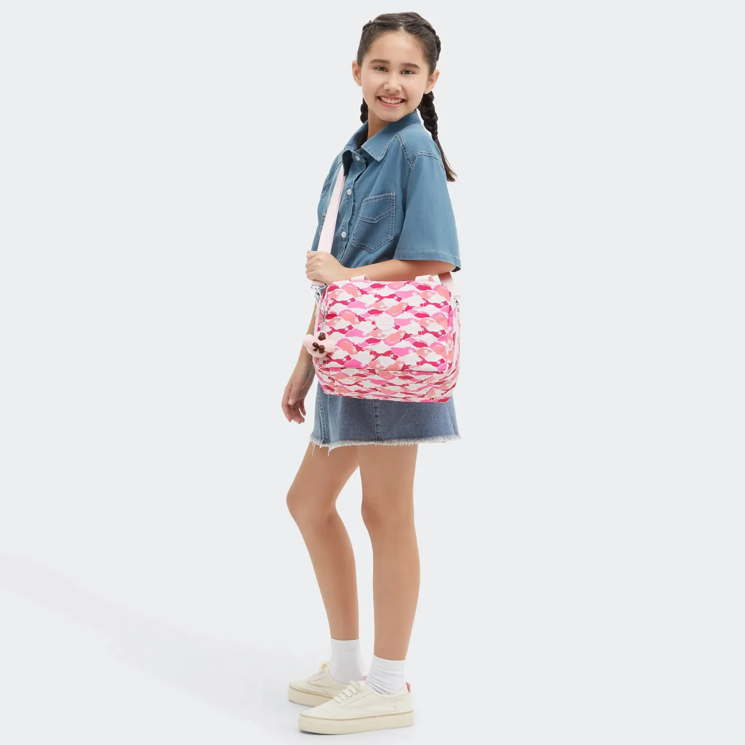 Kipling Miyo lunchtas Groot Pink Palm geïsoleerd
