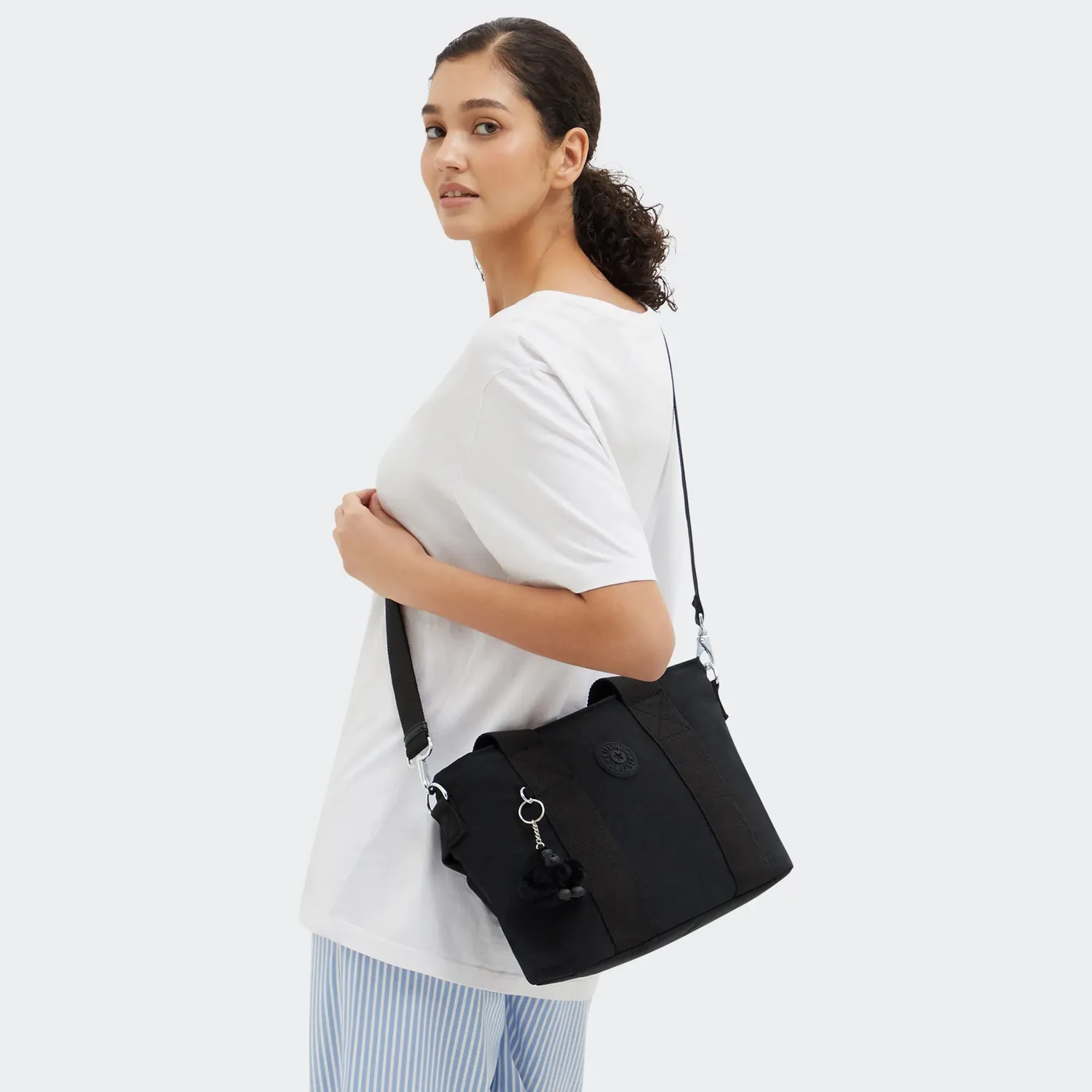 Kipling Minta M Up draagtas Black Noir medium afneembare band