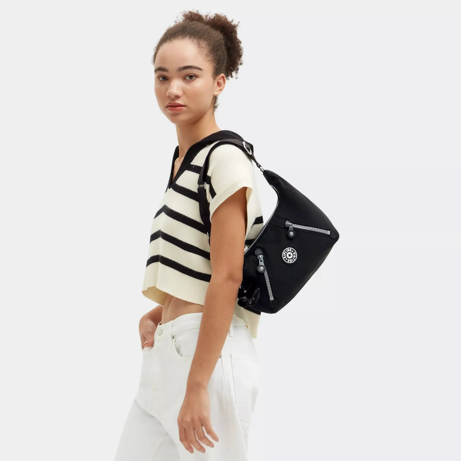 Kipling Nikki schoudertas Rapid Black klein halvemaan