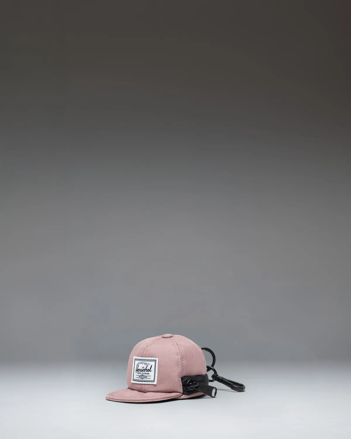 Herschel Sylas Classic Cap tashanger zwart mini petje